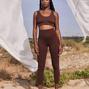 Saisei Ribbed 7/8 Leggings